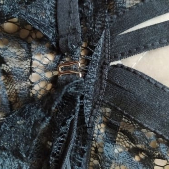 Just arrived top lace Women Hollow Translucent Und - Picture 5 of 6